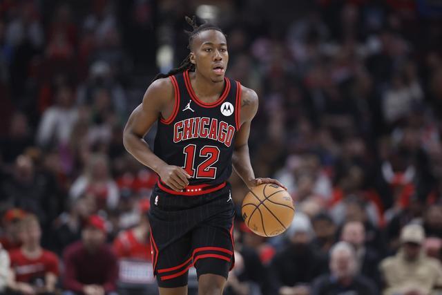 萨林杰35+16贺希宁准绝杀 深圳1分险胜同曦